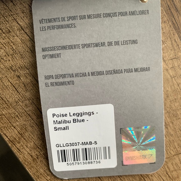 Gymshark new with tags - blue leggings - Picture 3 of 3